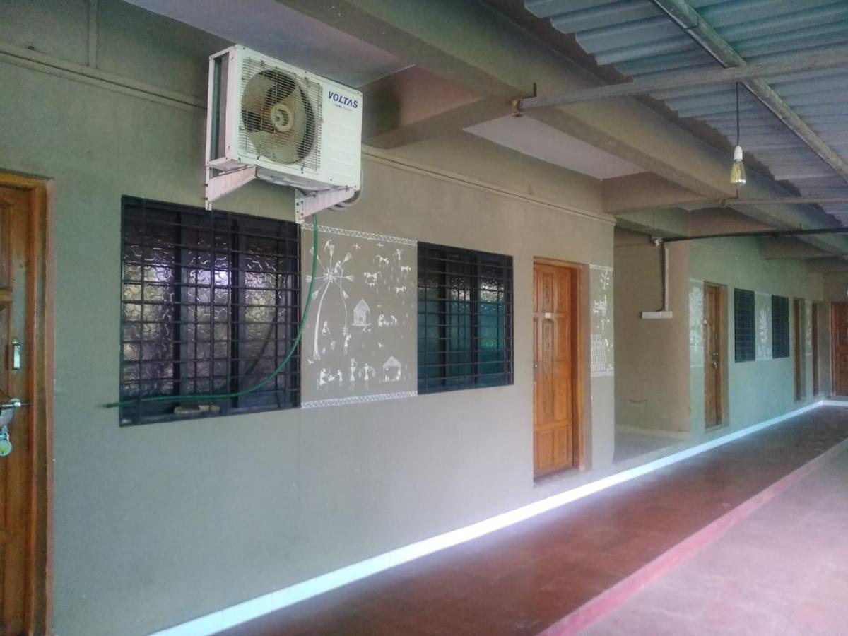 Dlite Beach Grove Cottages Alībāg Ngoại thất bức ảnh